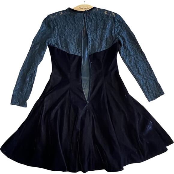 JUMP Apparel Co. Black Velvet Lace Fit & Flare Dress Size 9/10 Sweetheart Bodice - Picture 8 of 15